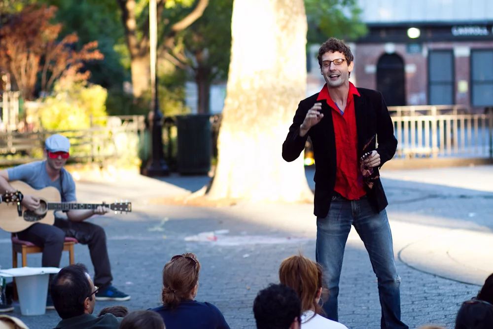 Joby Earle as Capulet