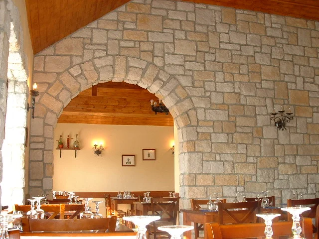 TUSCANY CHAMPAGNE 16.jpg