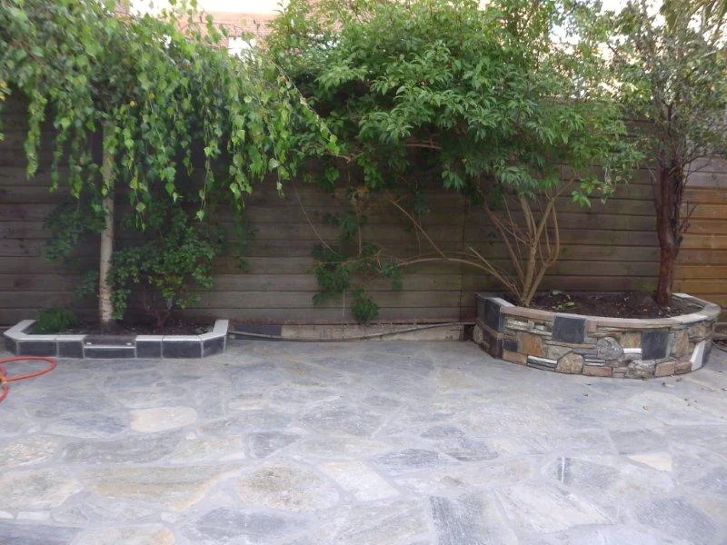 Flagstones Rock Solid Blue Binnenplaats afgerond