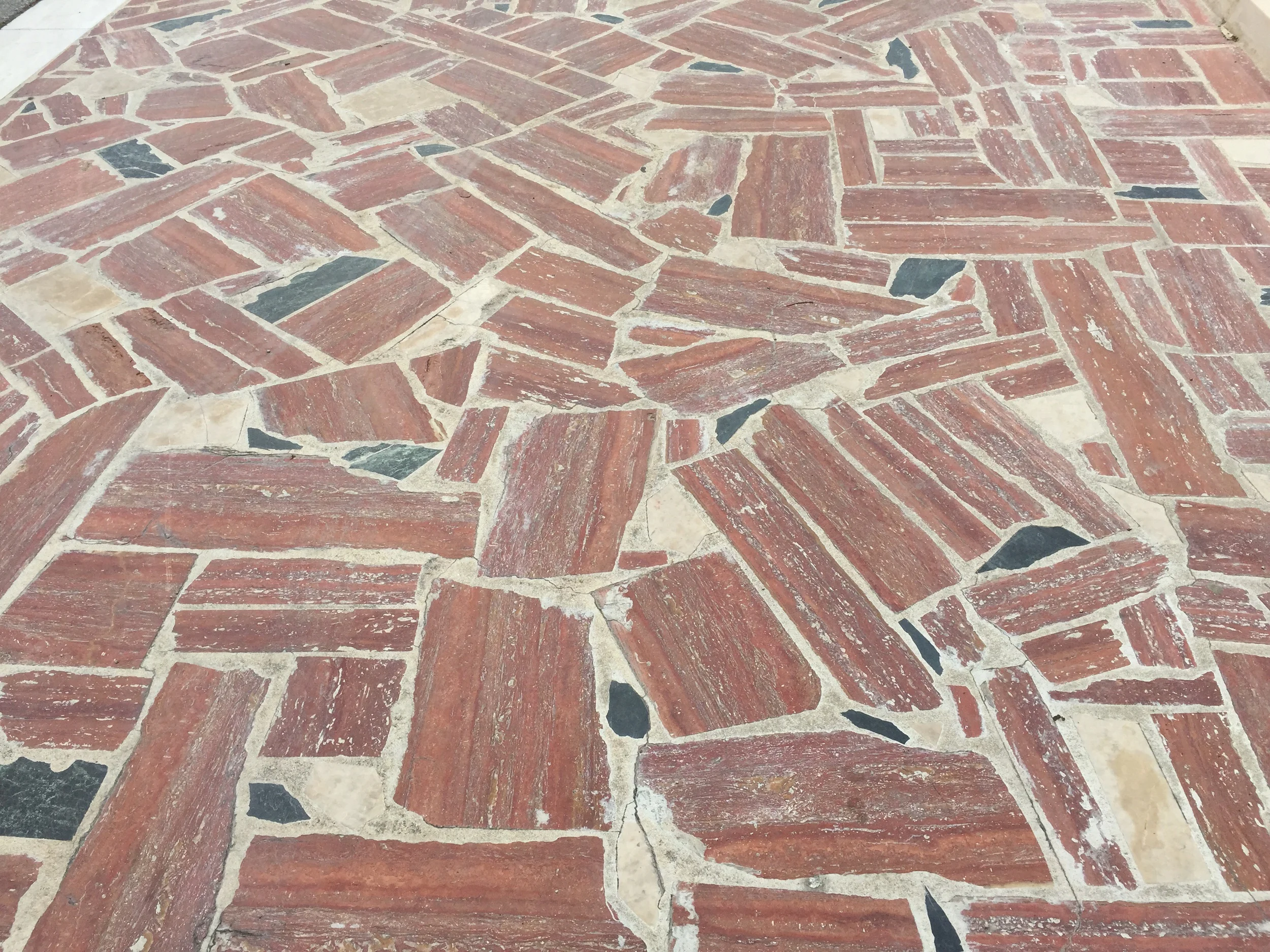Flagstones tests met marmer
