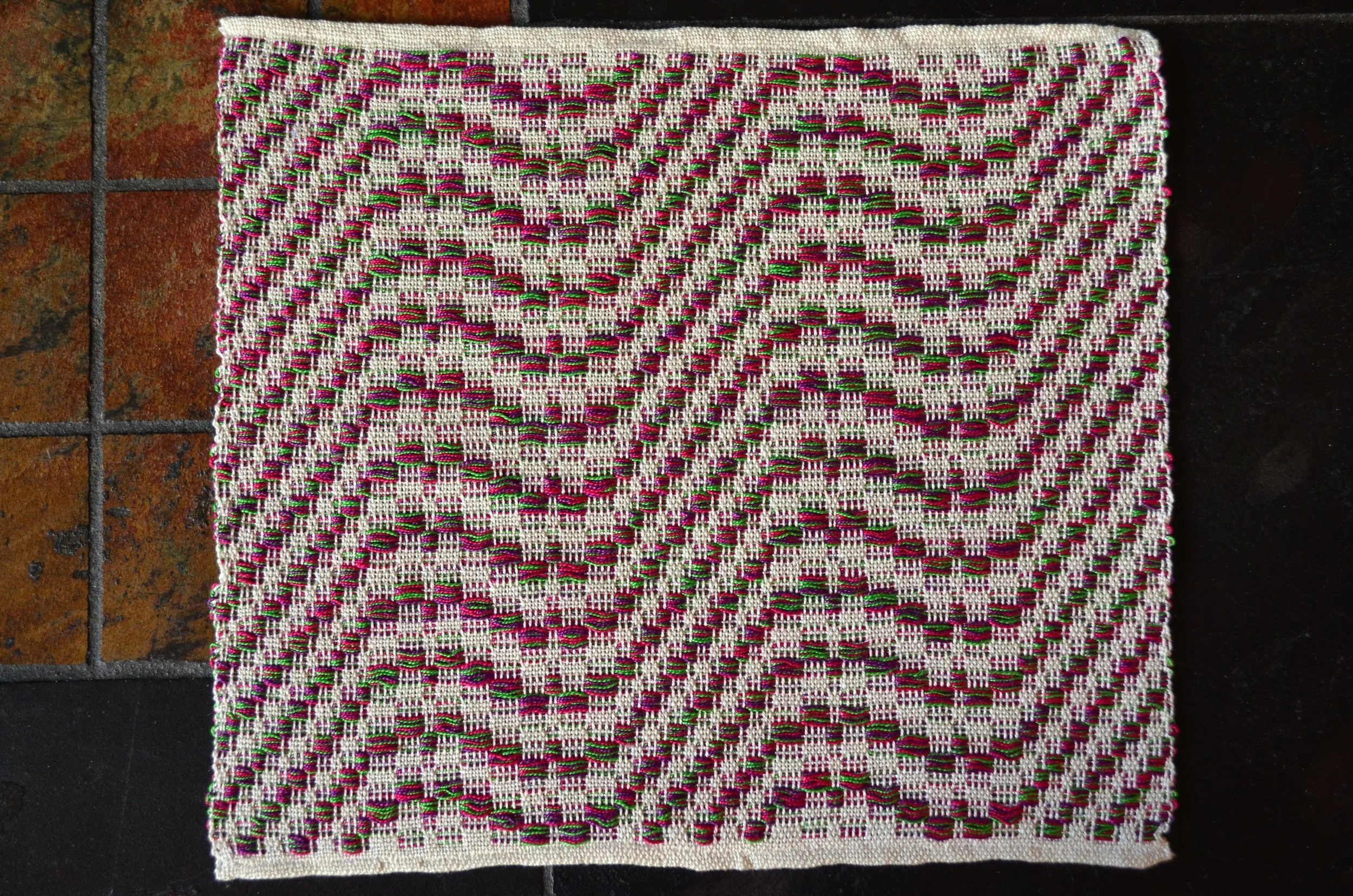 Wandering Vine Variation — Warp or Weft