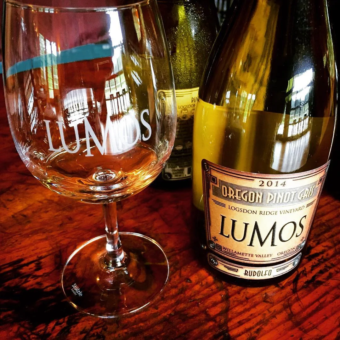 lumos wine bella vino gift baskets.jpg