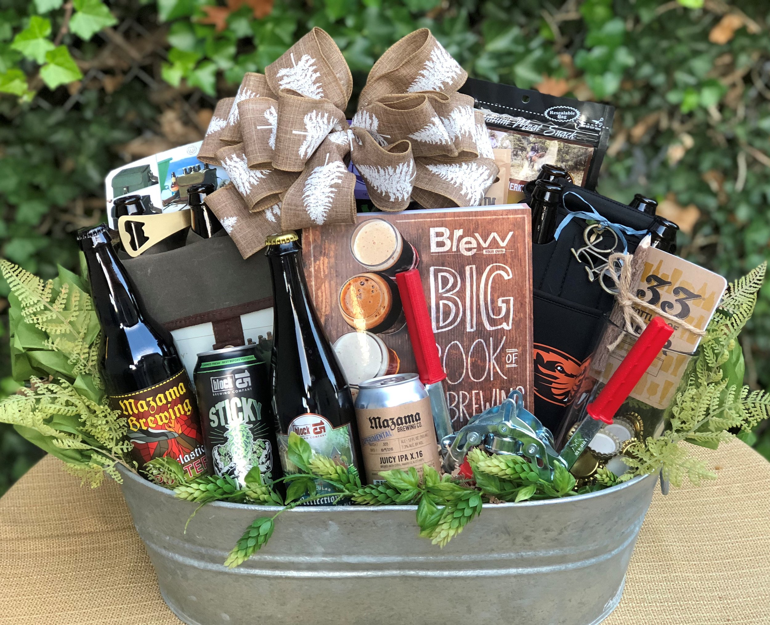 What to Put in a Wedding Gift Basket – Gift Basket Business