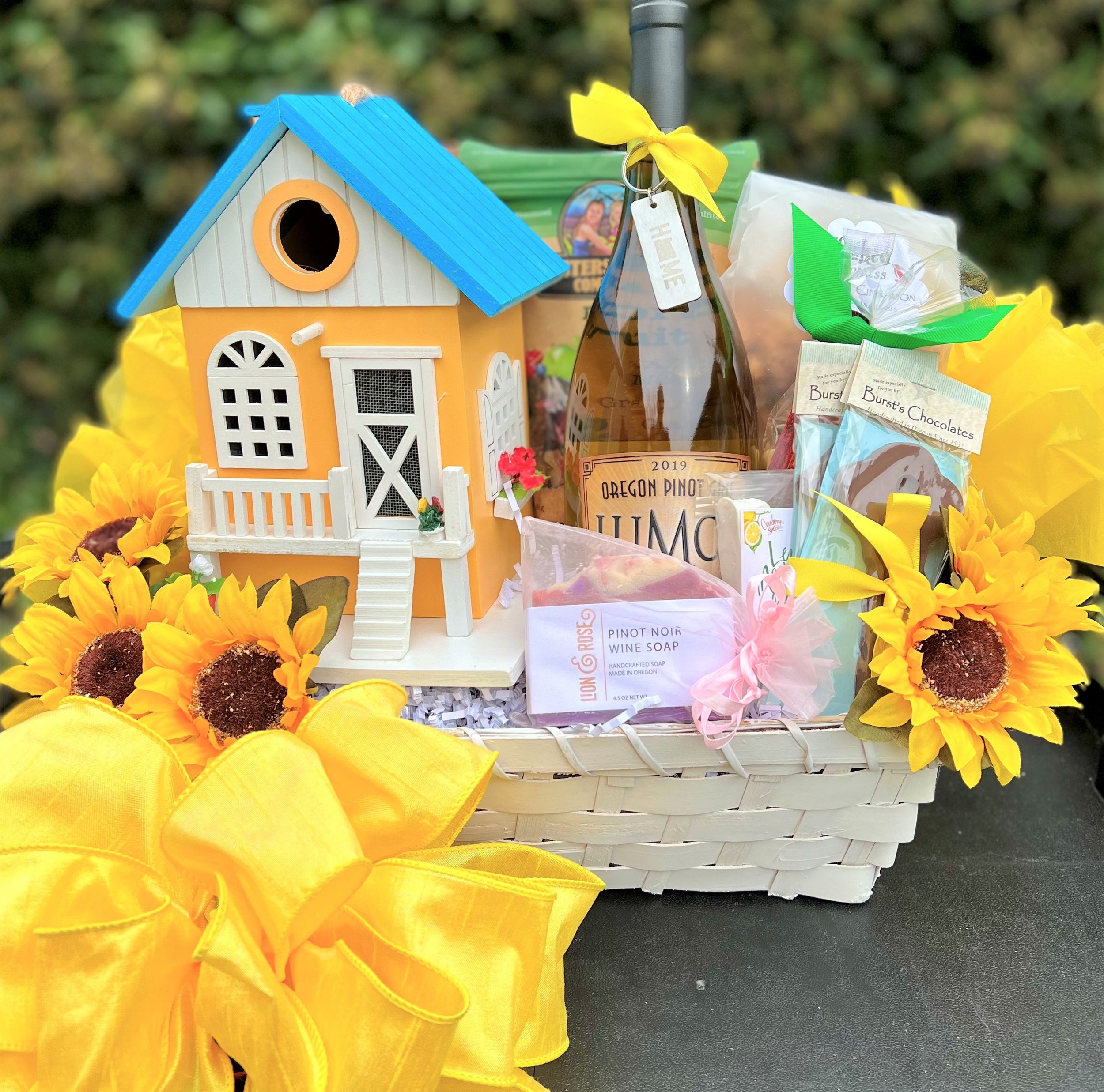 Custom Oregon Gift Baskets and Boxes