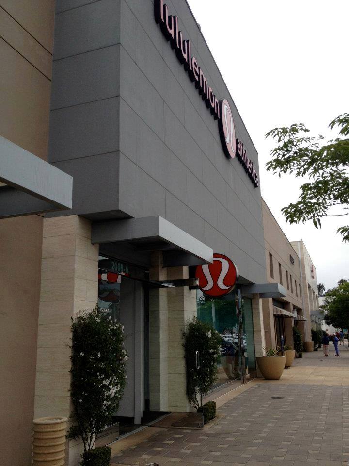 Manhatten Beach - El Segundo http://www.lululemon.com/southbay/plazaelsegundo?sli=1