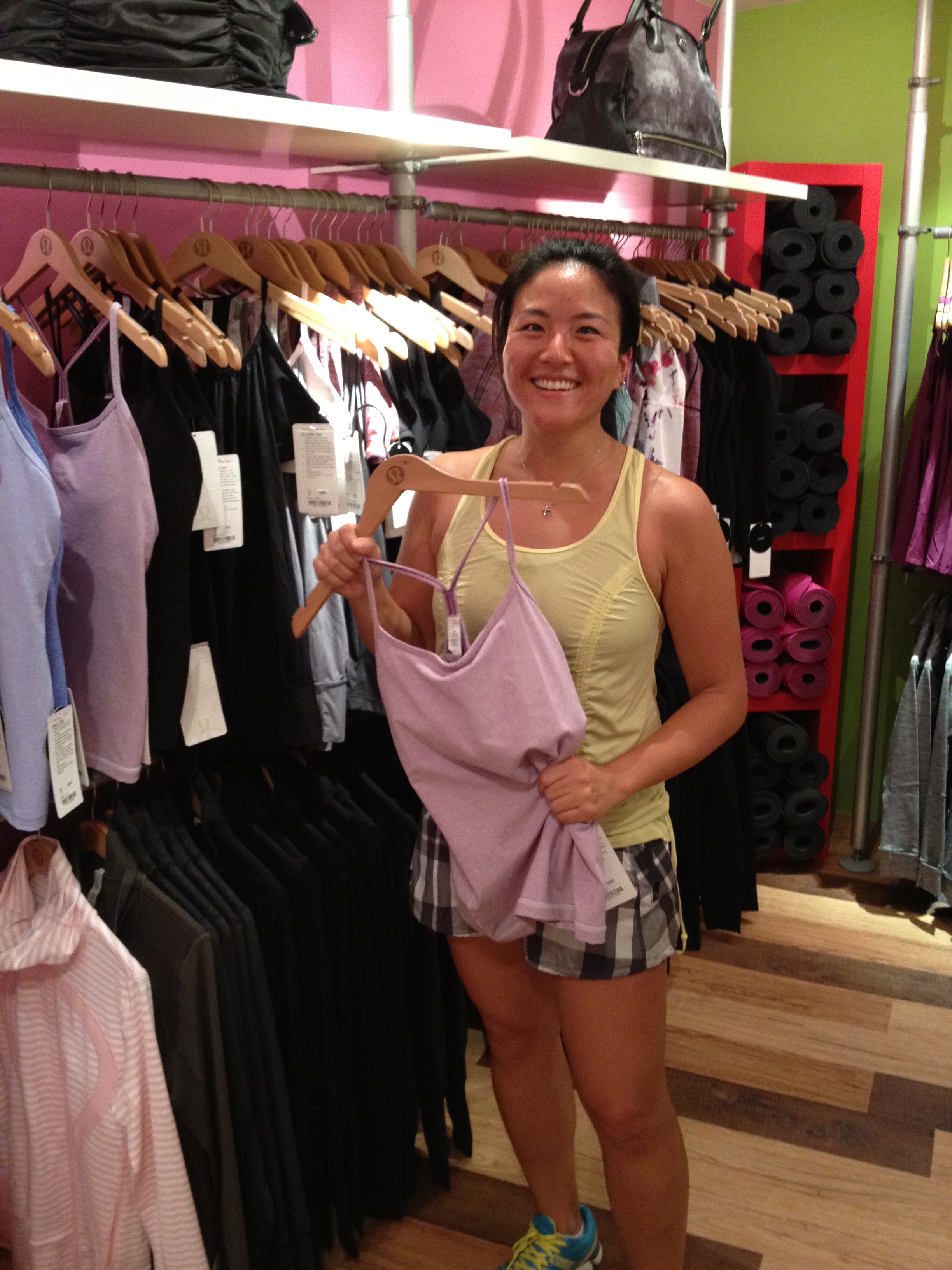 Did a DINE and DASH around HK with my co-worker friend! Literally for a run through the city to eat at different places and make it to lululemon in time before it closed!