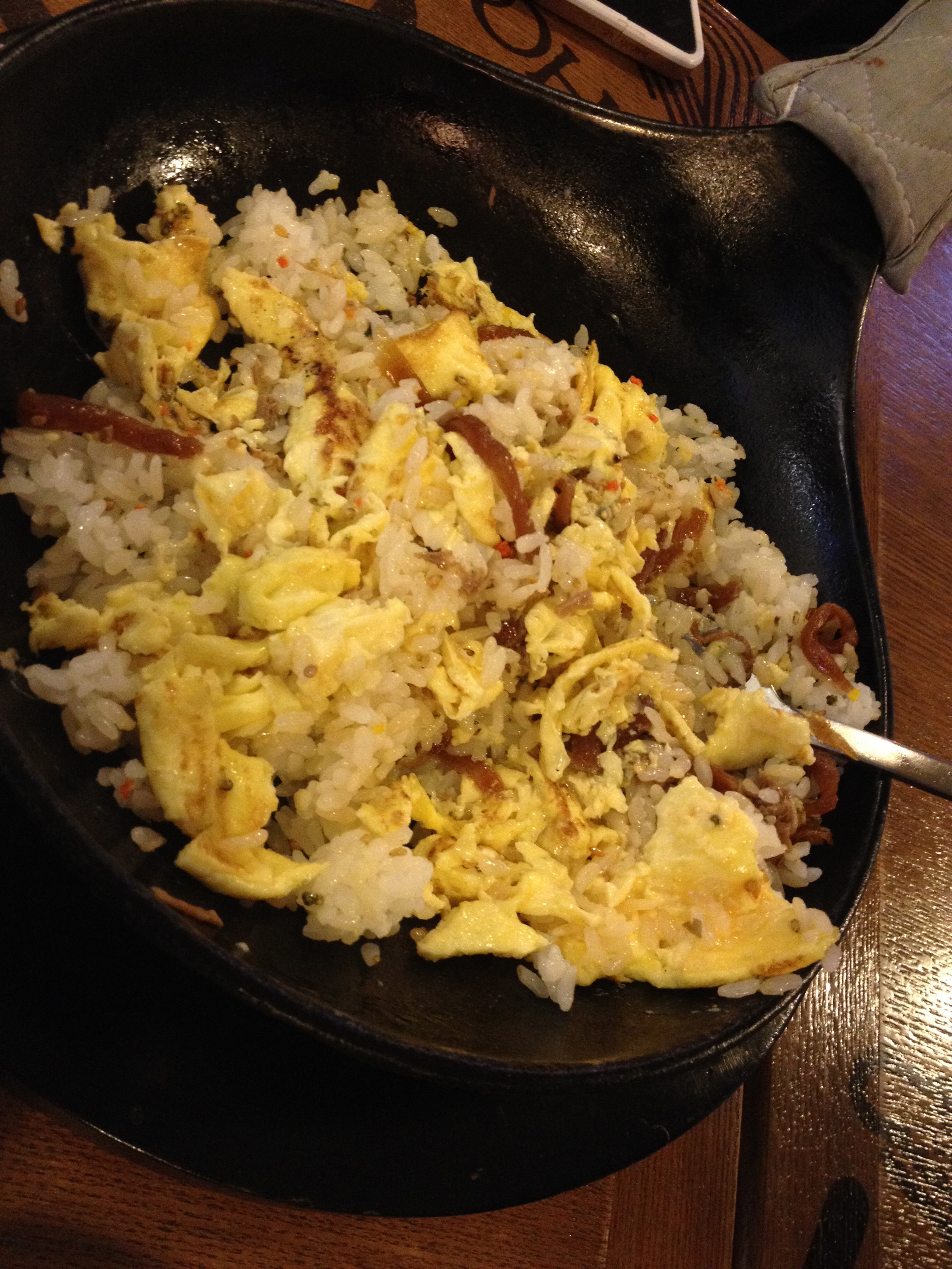 철판장조림버터비빔밥 III (ChulPan JangJoRim Butter Bibimbap) Let the rice cook/stick a bit to the pan to get some crispy toasted rice bits!