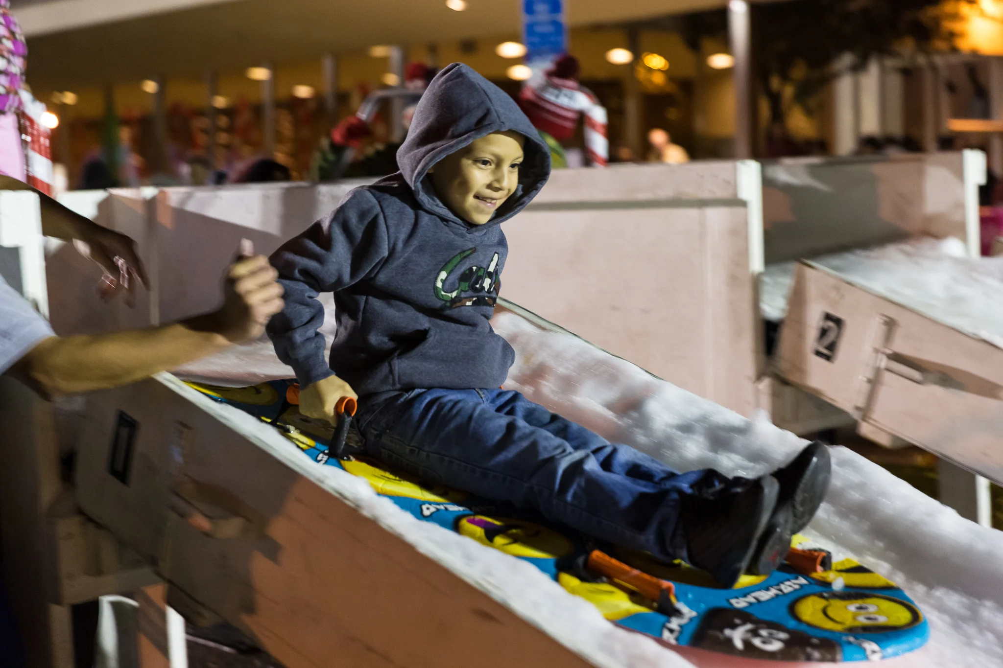 Toboggan slide