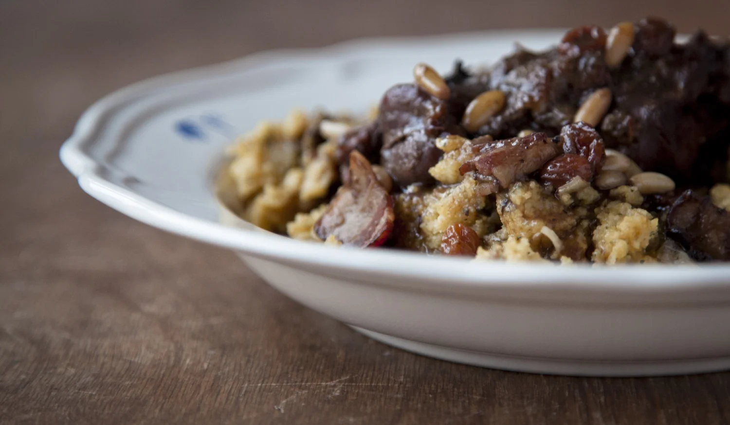 lepre alla montanura hare stewed with pine nuts and sultanas elizabeth david recipe food photography montreal
