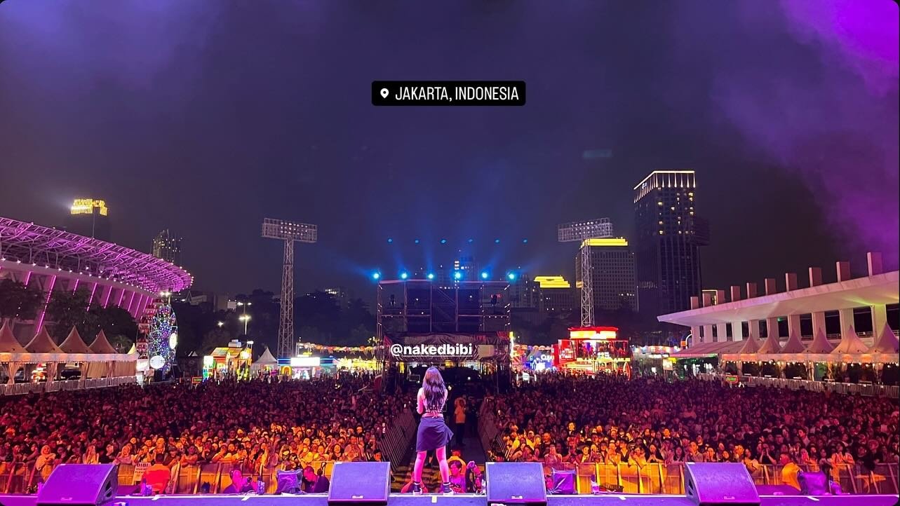 Back to last month when Bibi, Tiger JK &amp; Yoon Mirae performed at @we.the.fest ❤️