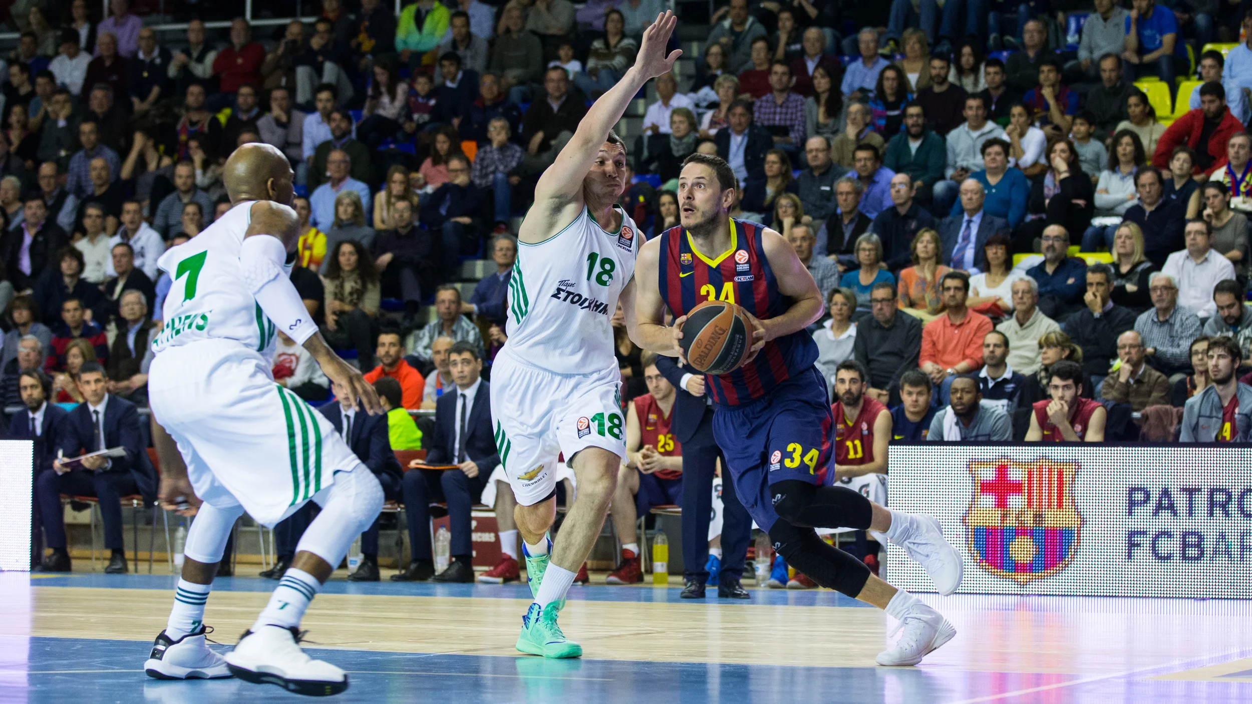 Barcelona bo prvo tekmo v četrtfinalu igrala na domačem igrišču, ne glede na nasprotnika.