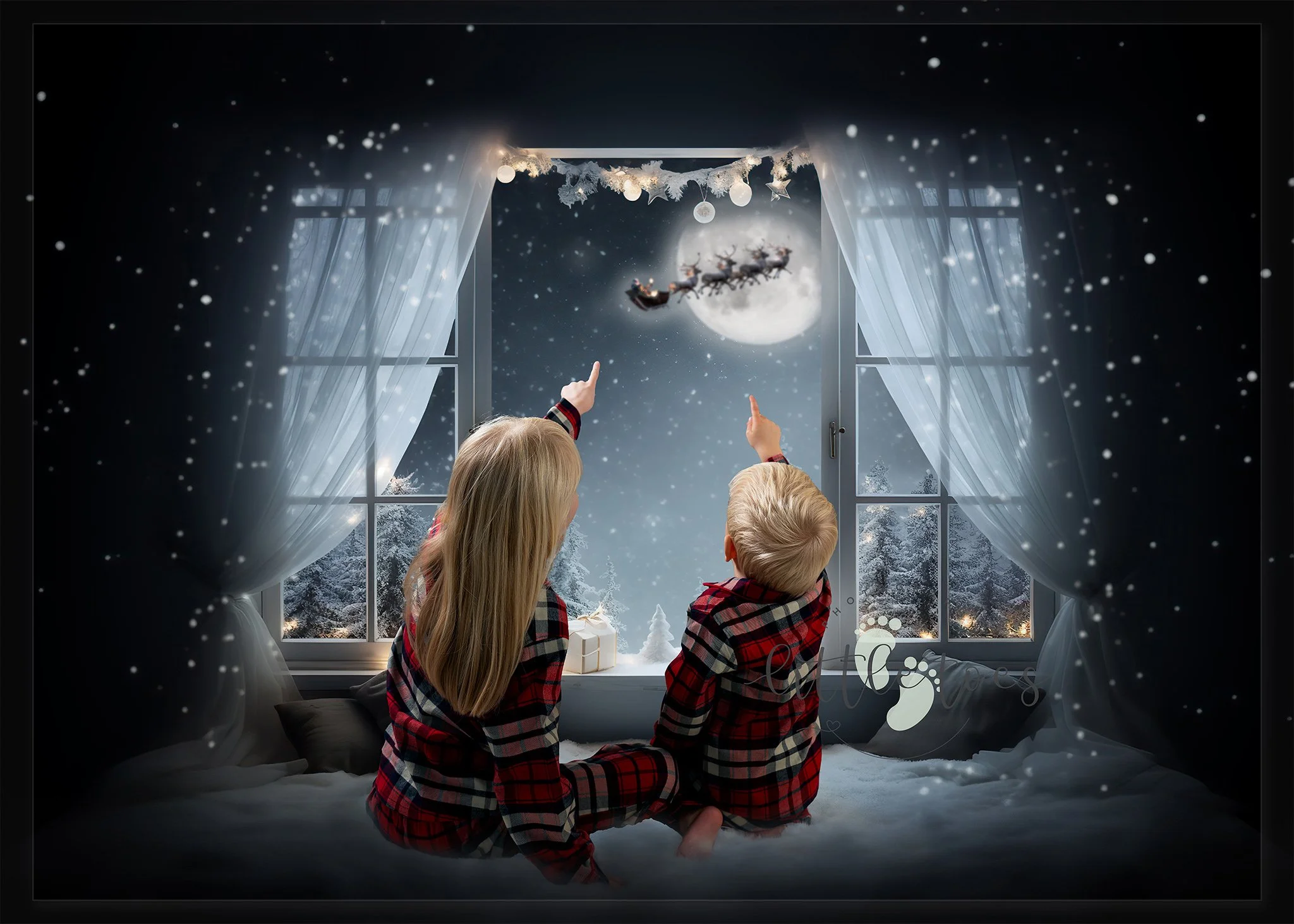 Sophie&Max-Santa-logo.jpg