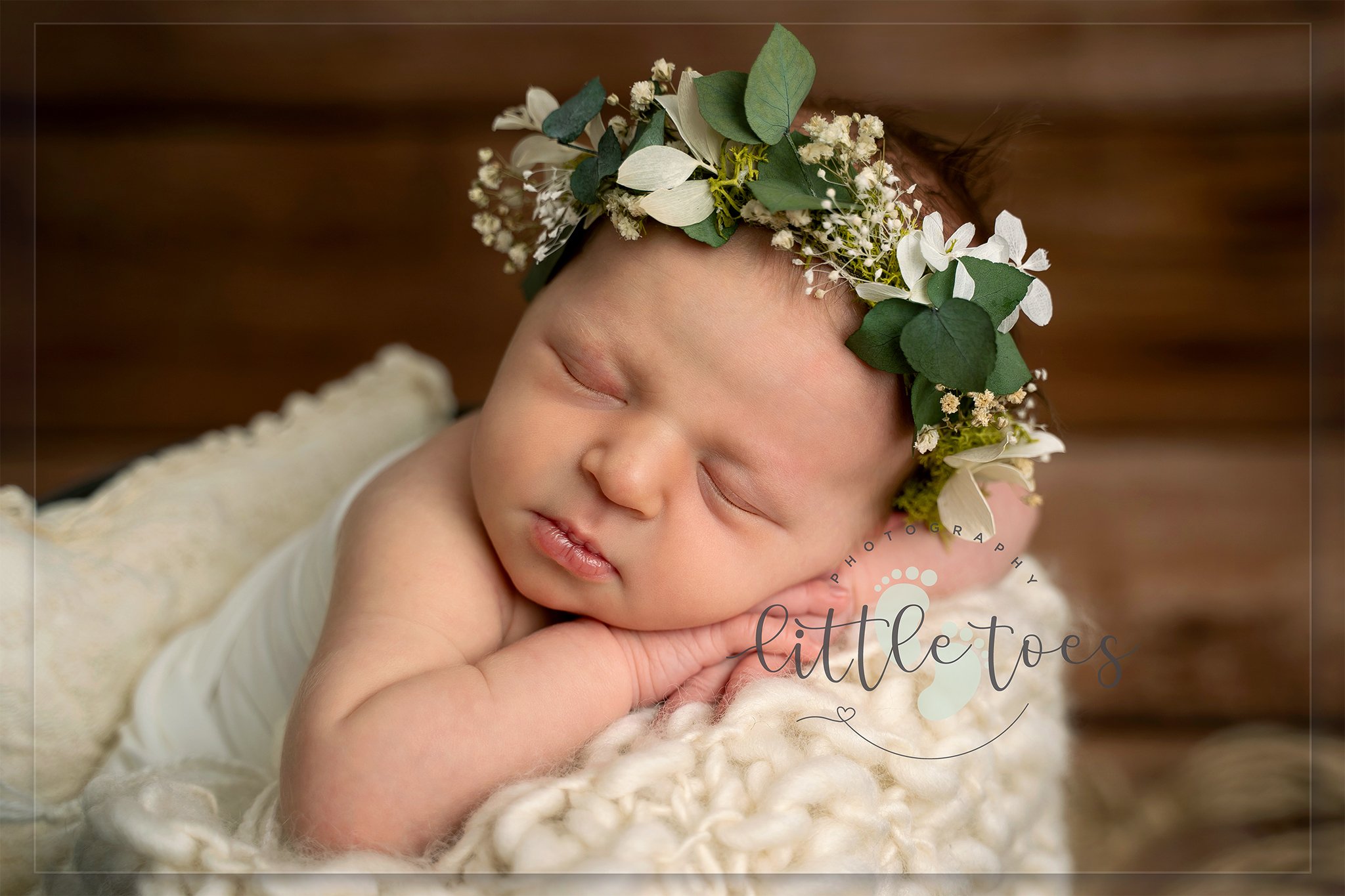 Ella-17-edit-logo.jpg