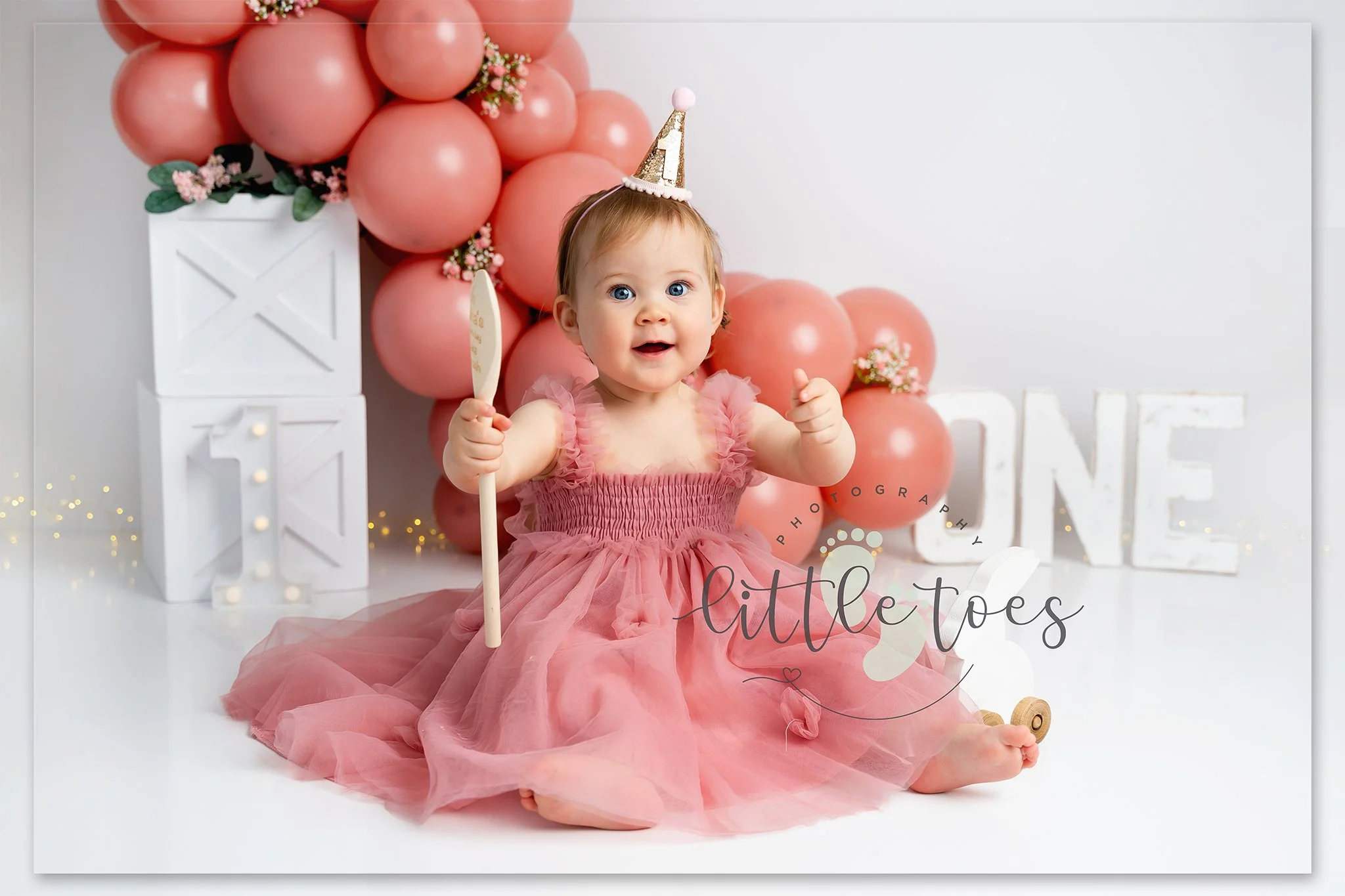 SashaCS-08336-edit-logo.jpg