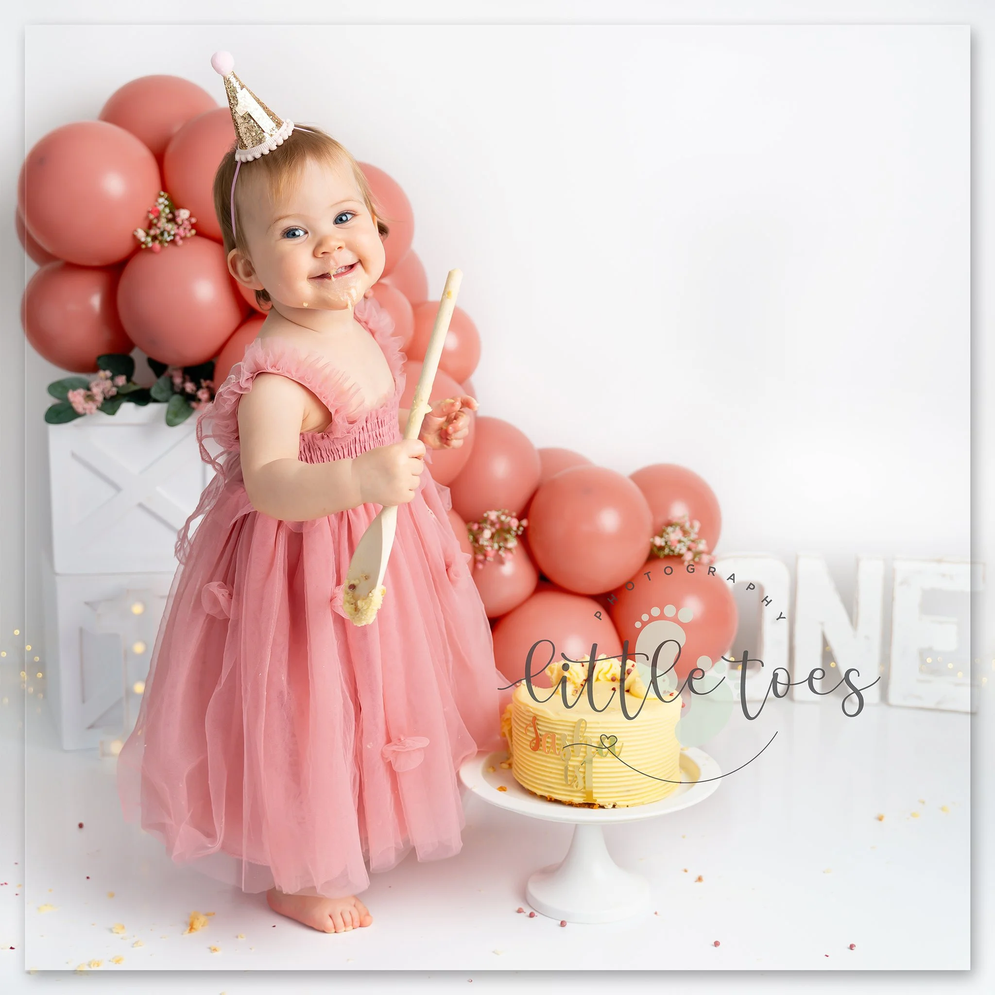 SashaCS-08424-edit-logo.jpg