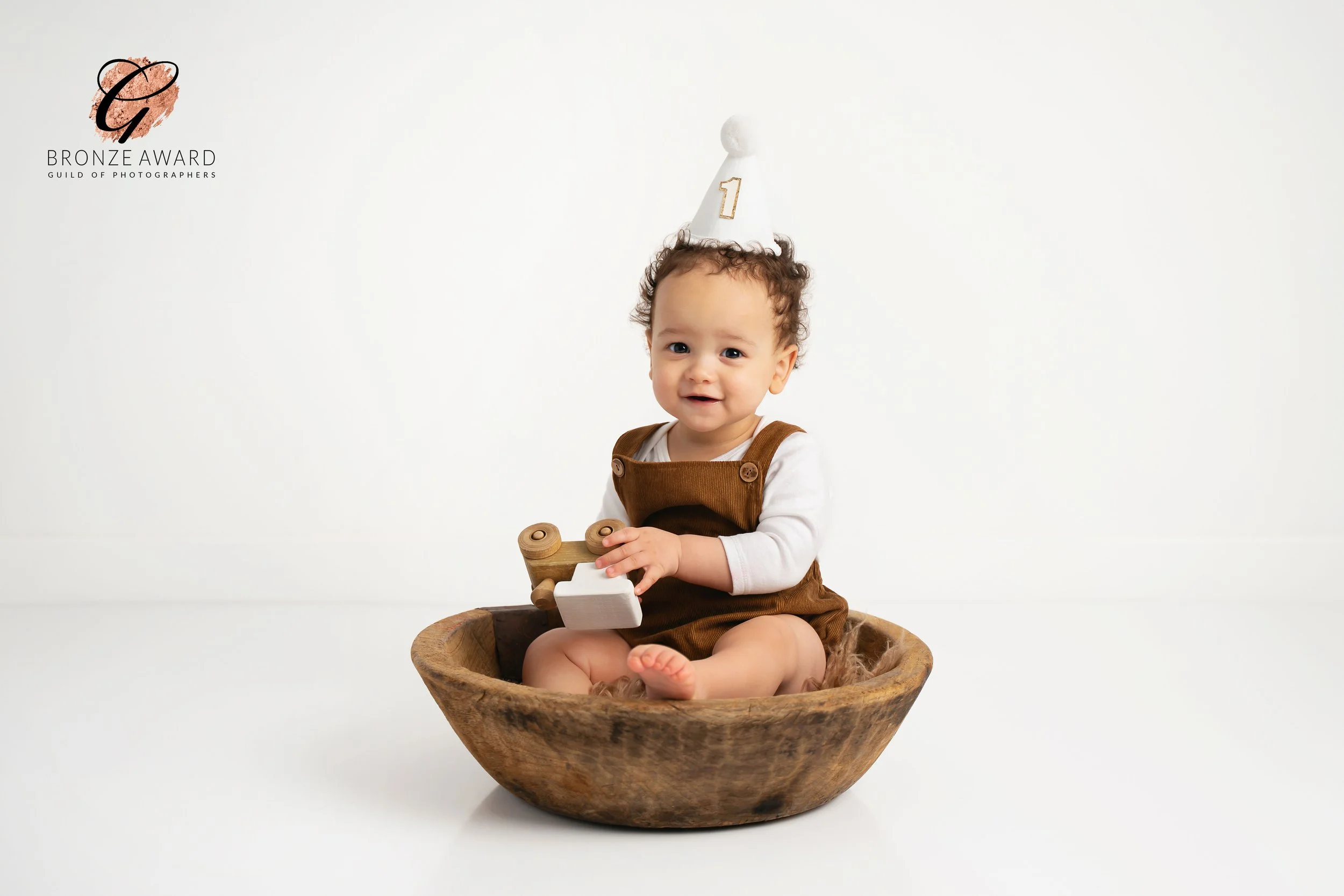 Xavier-02247-edit-Award.jpg