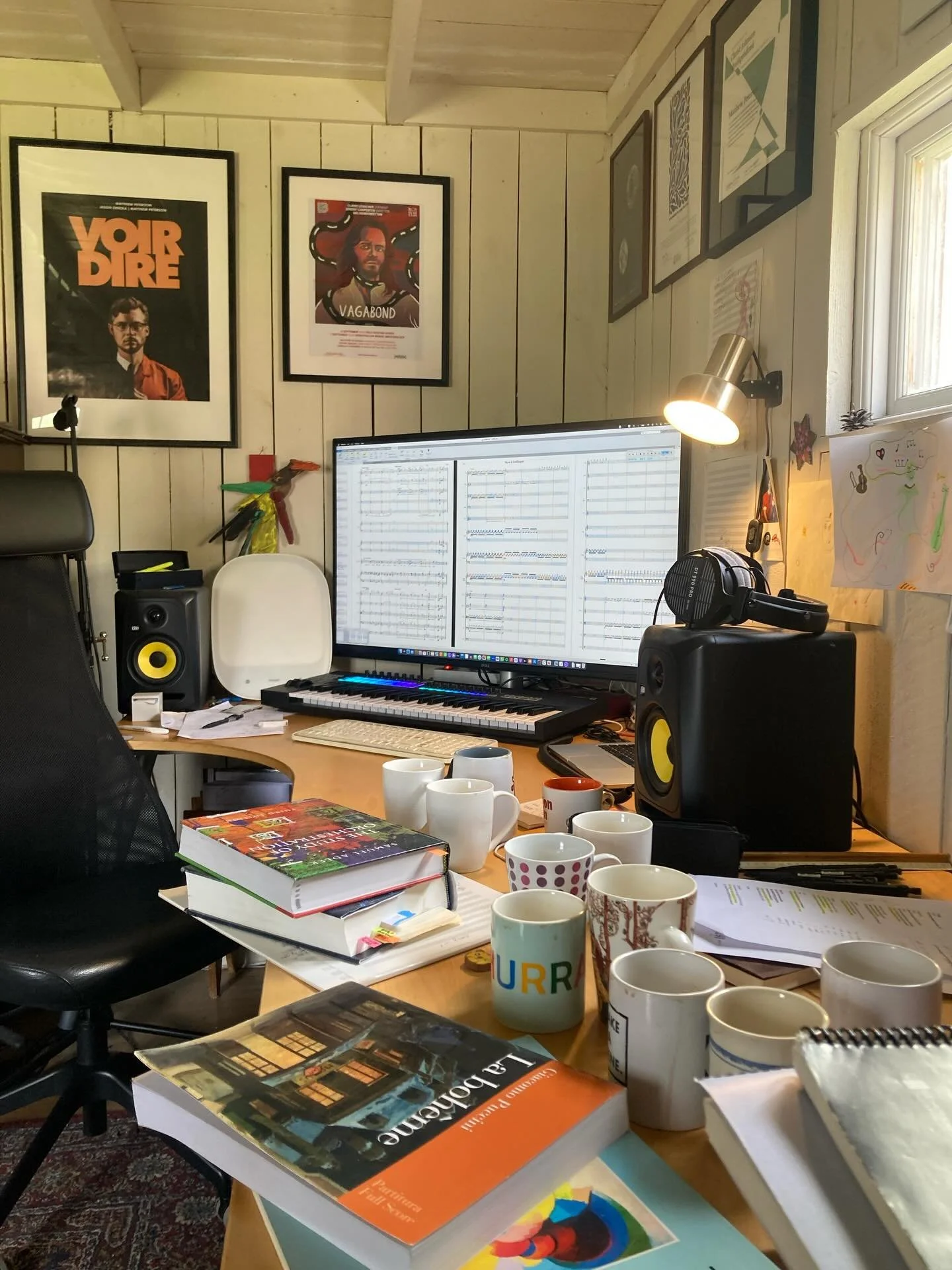 I have a thing with coffee cups, you can call it a ritual, a superstition, whatever. When the cups start stacking up, lots of work is getting done. In this case I am finishing up an opera for @konsertladan . If the desk is clean, I&rsquo;m either sta