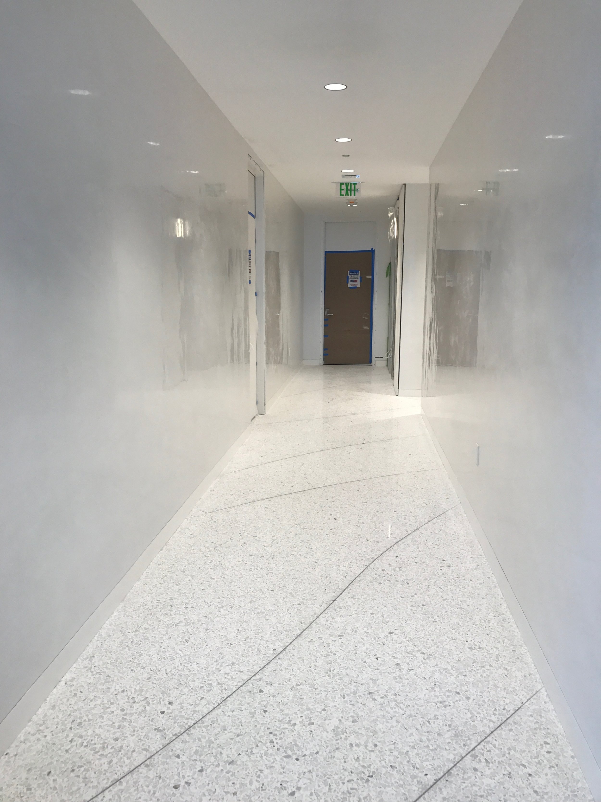 White High Gloss Venetian Plaster