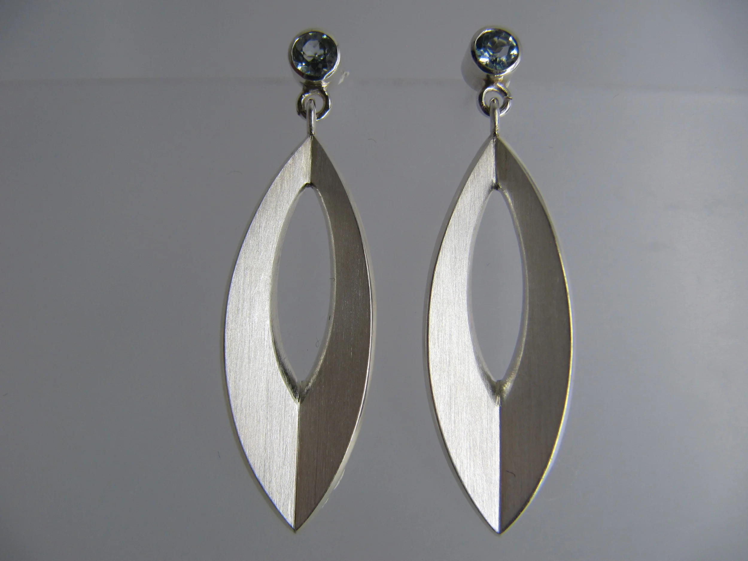 Silver leaf earrings