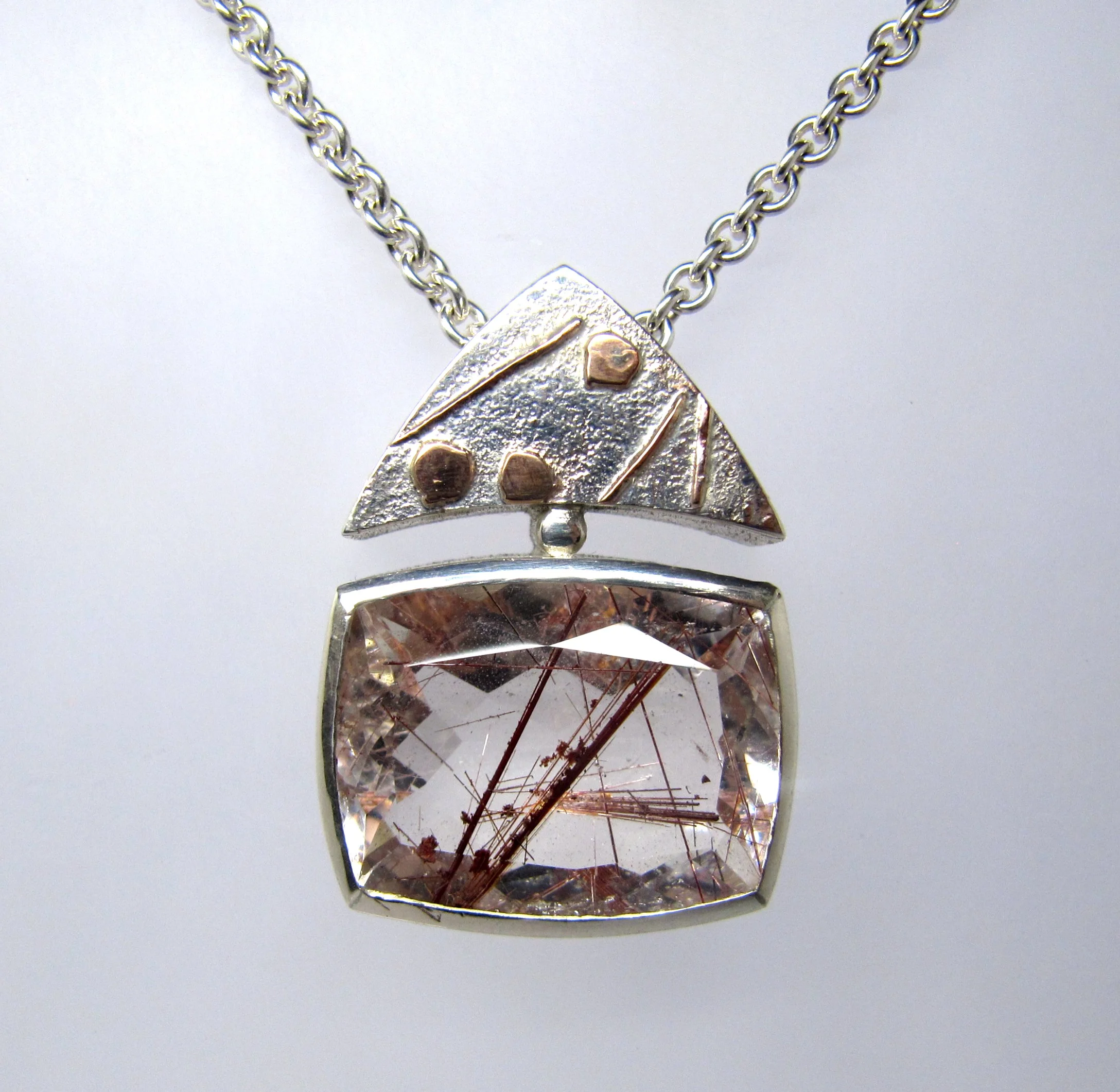 Quartz pendant