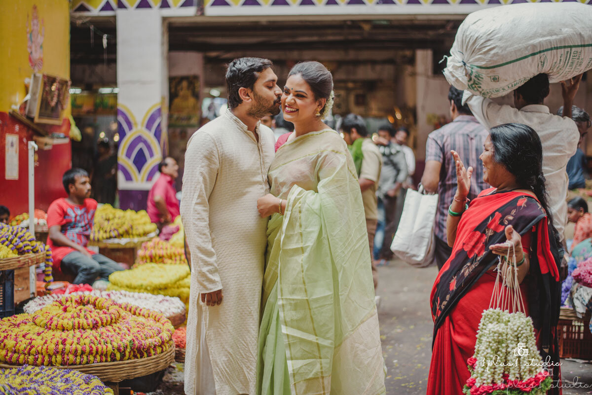 Flower market pre wedding couple shoot Vidhya-2.jpg