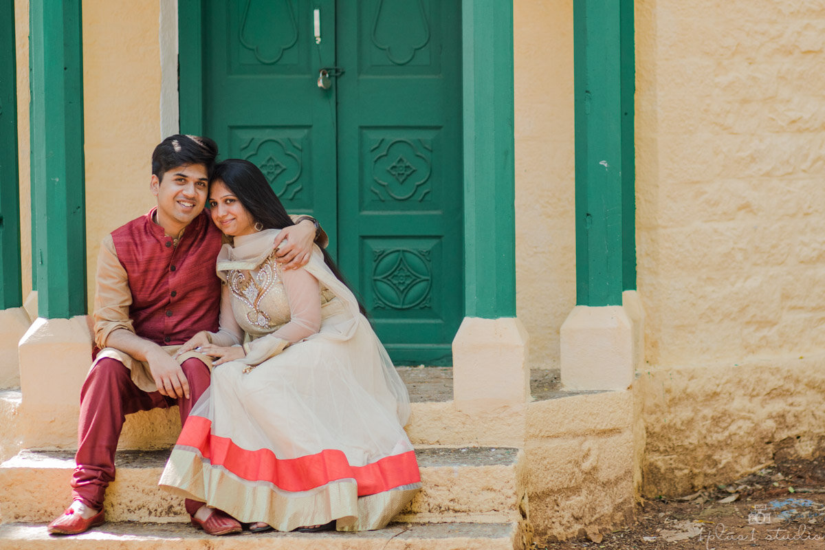 Bangalore palace pre wedding couple shoot Udit Bela-3.jpg