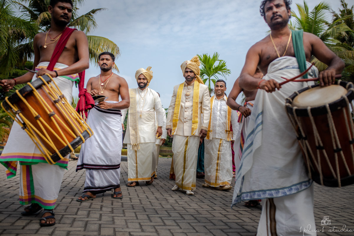 Niro Vitha Zuri Kumarakom Backwaters Kerala destination wedding65.jpg