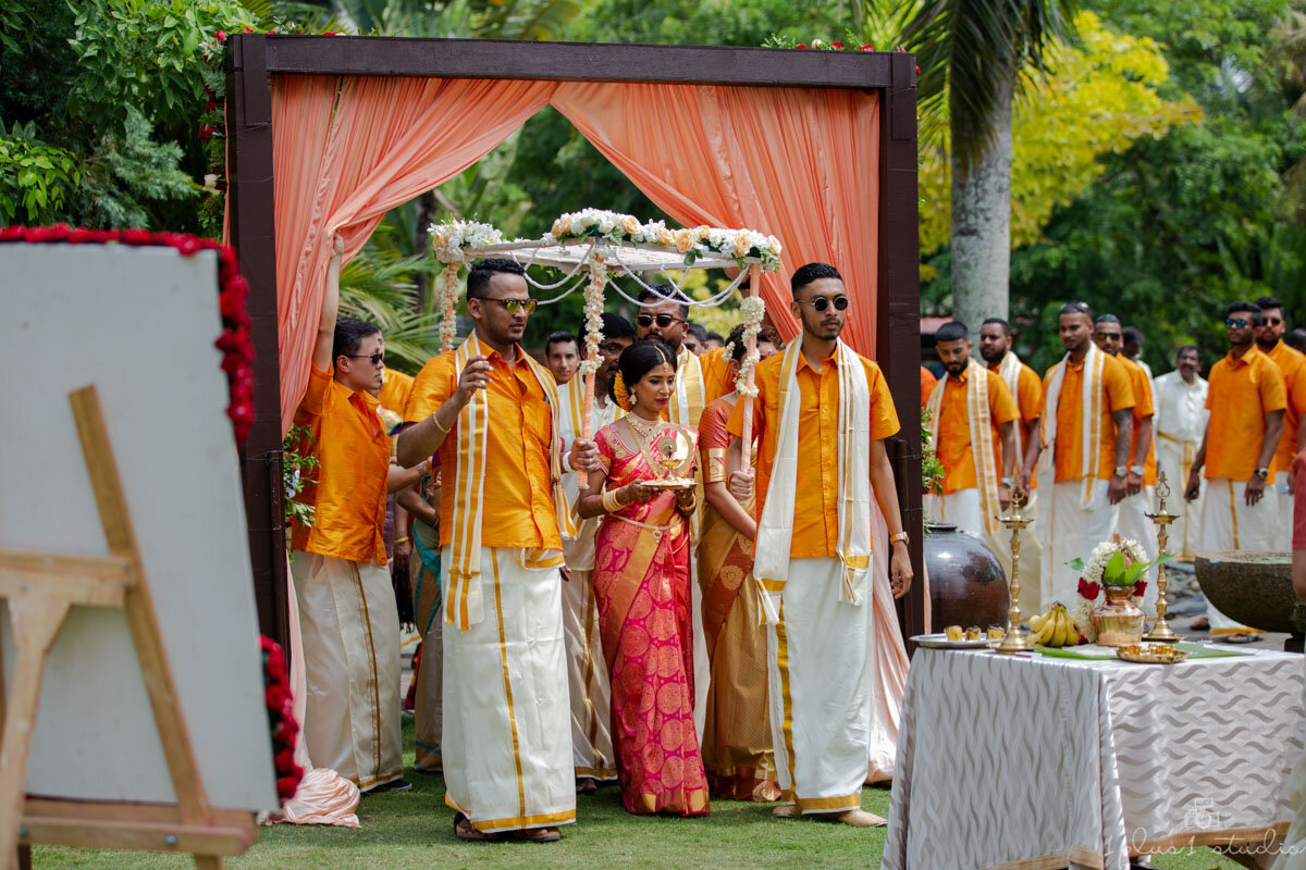 Niro Vitha Zuri Kumarakom Backwaters Kerala destination wedding77.jpg