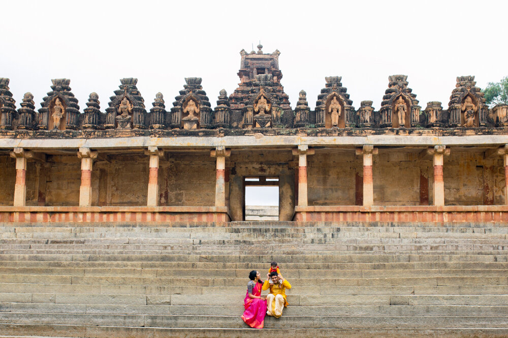 Bhoga Nandishwara Temple Couple Shoot 27.jpg