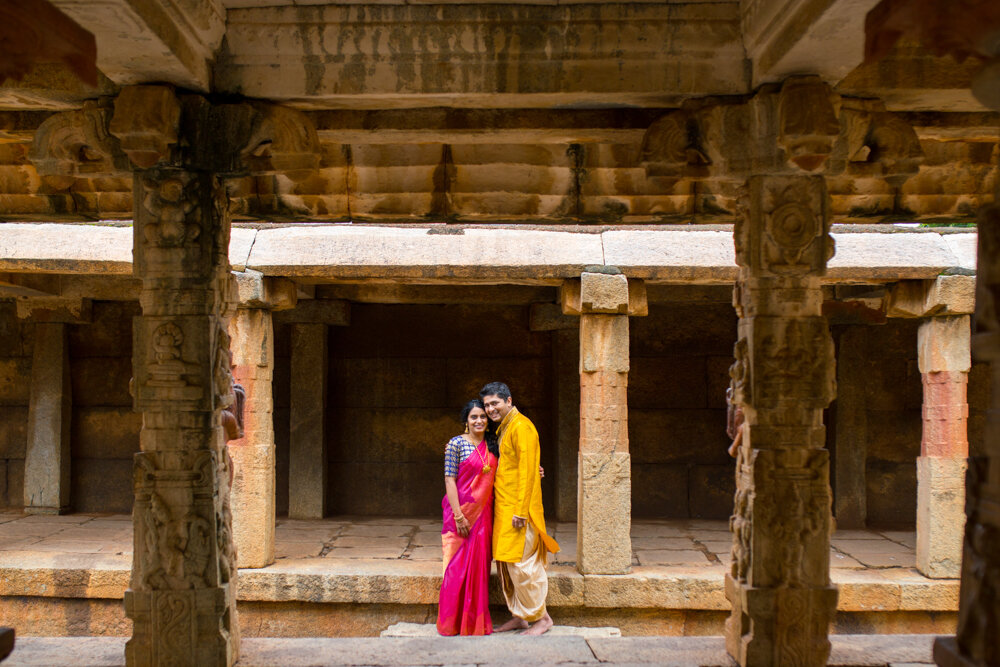 Bhoga Nandishwara Temple Couple Shoot 32.jpg