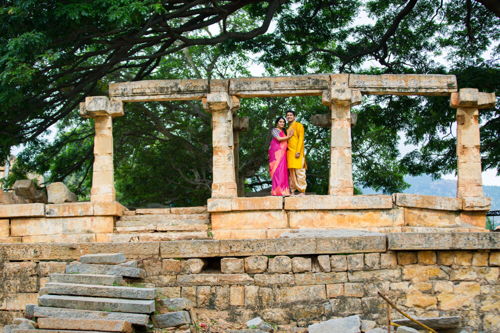 Bhoga Nandishwara Temple Couple Shoot 34.jpg