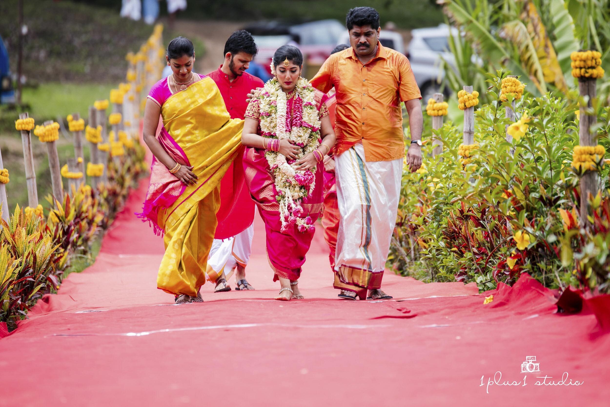 Tambrahm+Wedding+Ibnii+Coorg+Resort+Shruthi+Mukund65.jpg