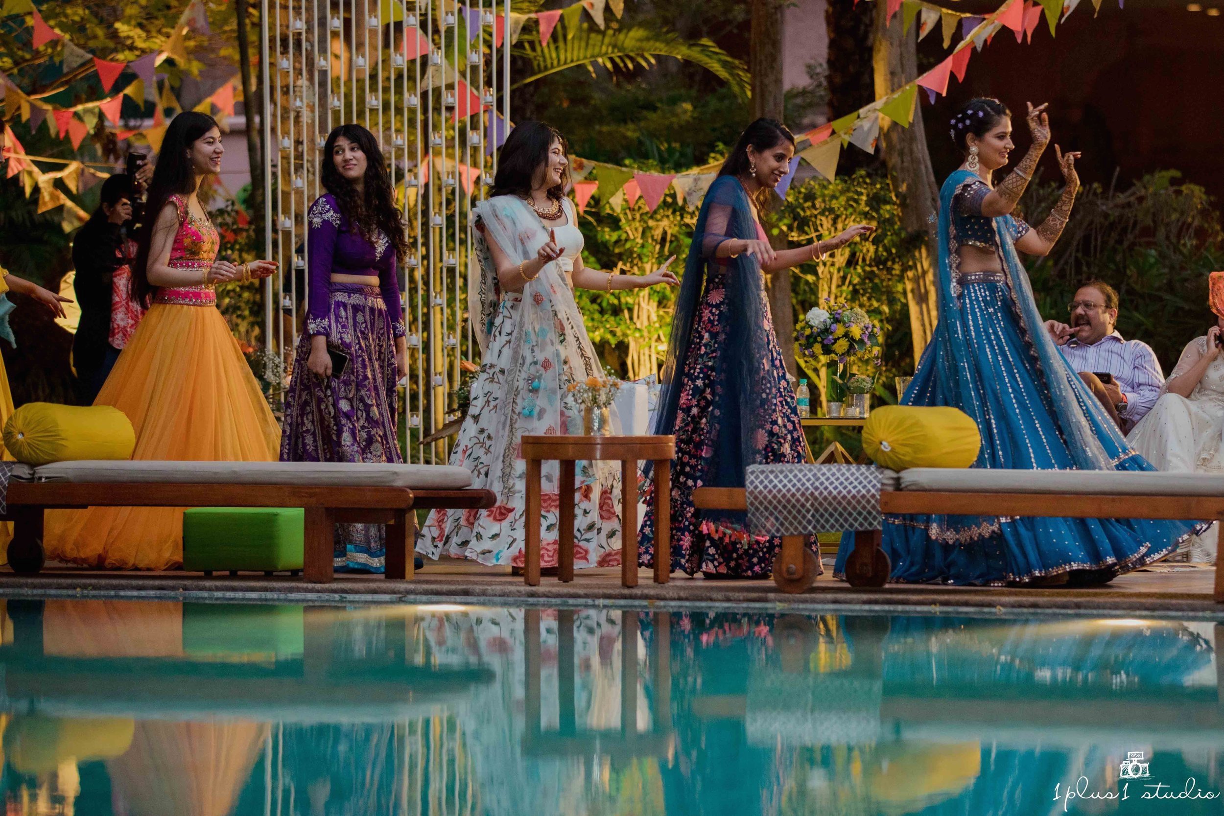 indian Wedding Pool Party Anchoring By MC Girish Sharma in Kolkata - YouTube