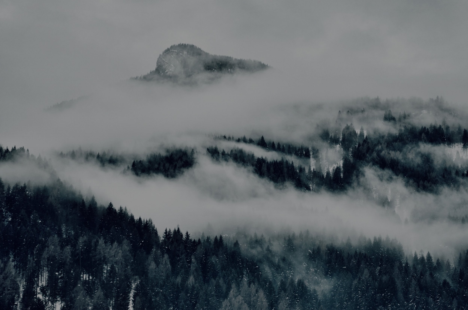 black-and-white-clouds-cold-994883.jpg