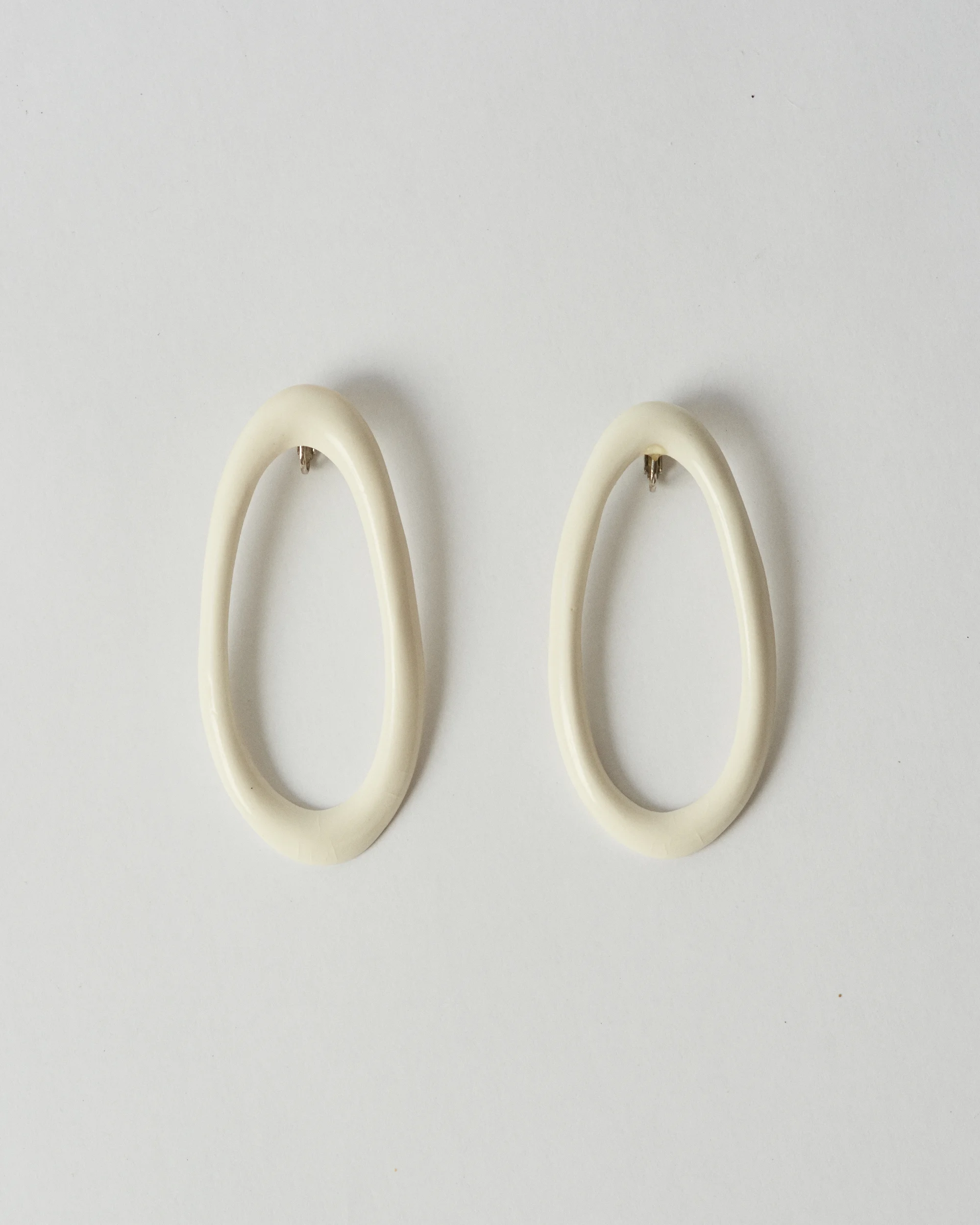 porcelain hoops