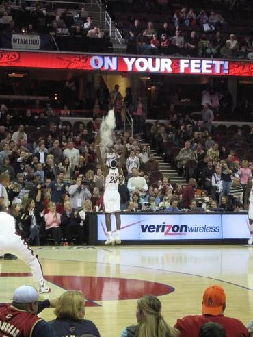 Cavs - Lebron James Chalk Toss.JPG