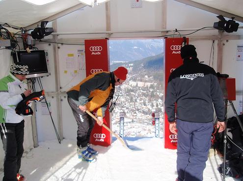 2009 Weltcup - Sponsorship - Skiing2.JPG