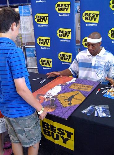 Jerome Williams - Autograph.jpg