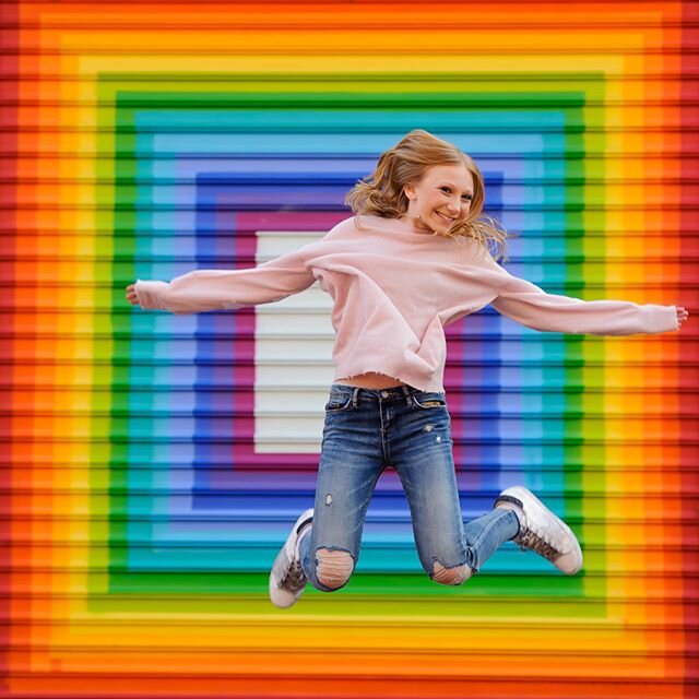 Jumping into Monday...and ready for a great week. Oh, and casual sessions for bar and bat mitzvahs make us SO happy. #mitzvahmonday #color #rainbow #murals #portraitsession #sosyd #smemitzvah