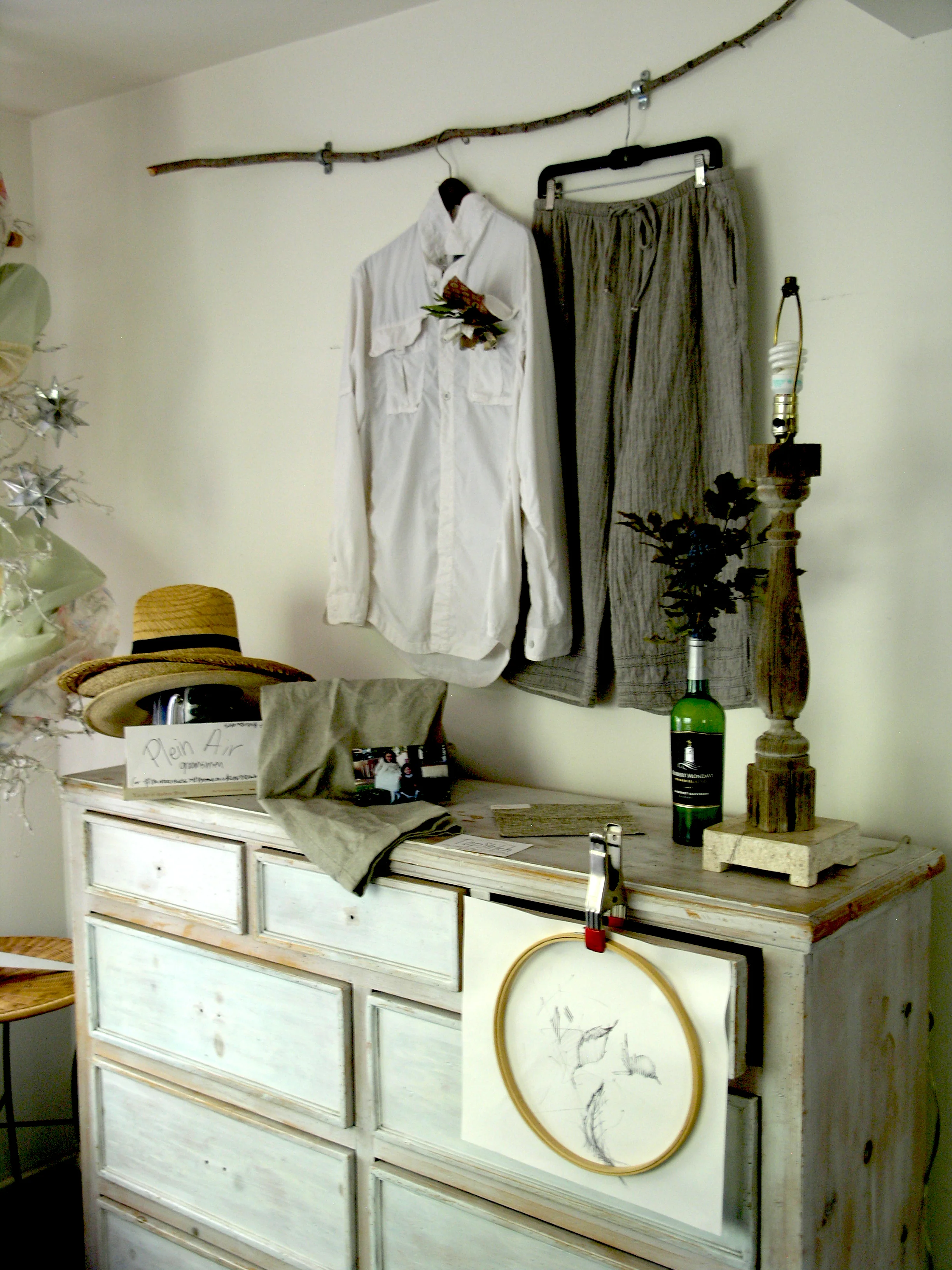 #PleinAir #Groomsmen & #PaintersHouse #WeddingChapel #Studio setup, including local #Botanicals #sketch for embroideries. #DesignThinking about the #Hospitality #GuestExperience for various #Idyllwild locations. (If we succeed with the #AVA2020 campaign, all of these experiences will simply be called #CitizenExperience)