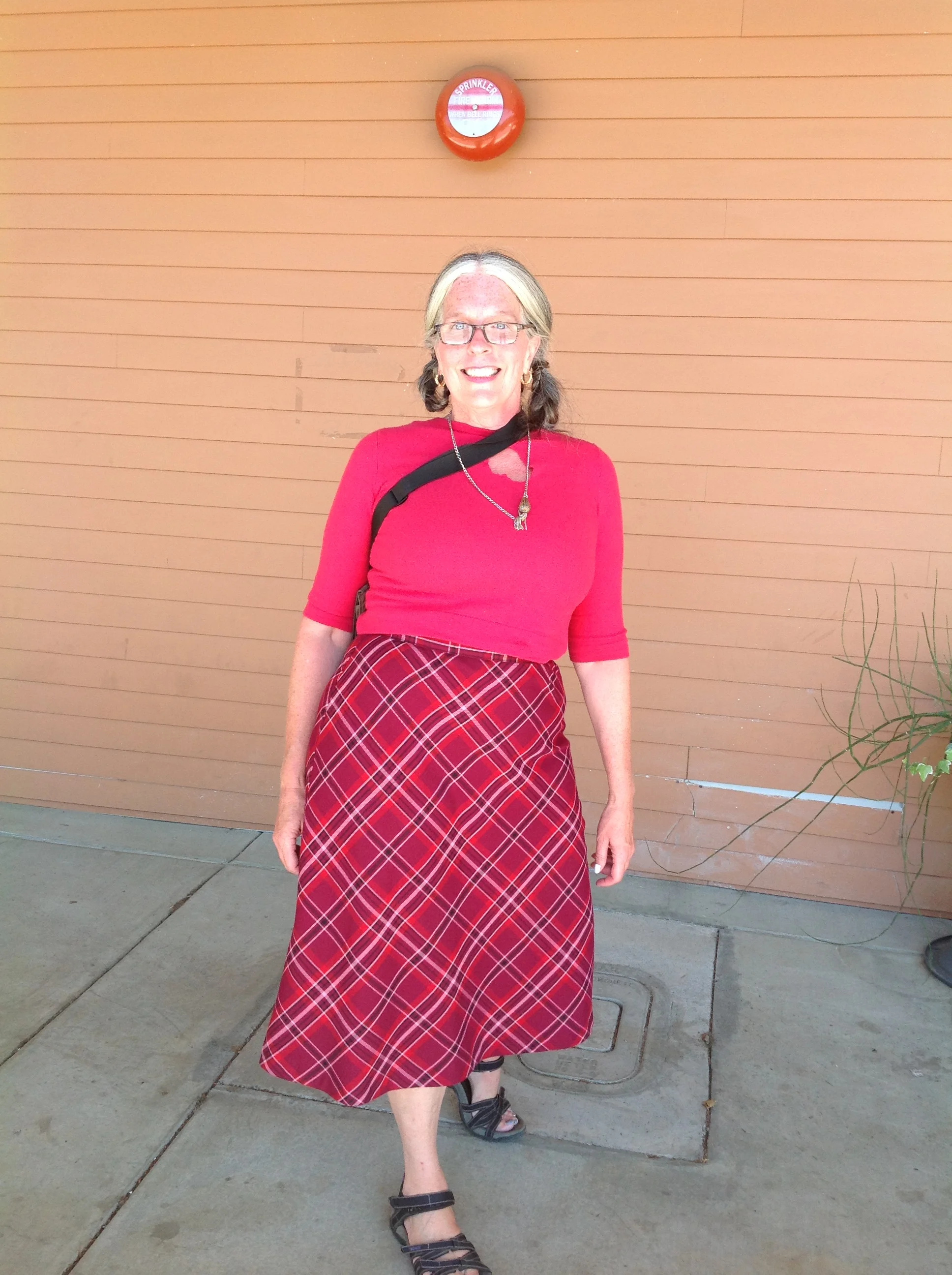 Harlequin Skirt & torn heart sweater. I’m looking for diamonds to wear during Renewal-Transition from BirthdayCake to HauntCouture. I’ve been dancing outside the library since internet’s already off at the house since PaintersHouse is changing location!