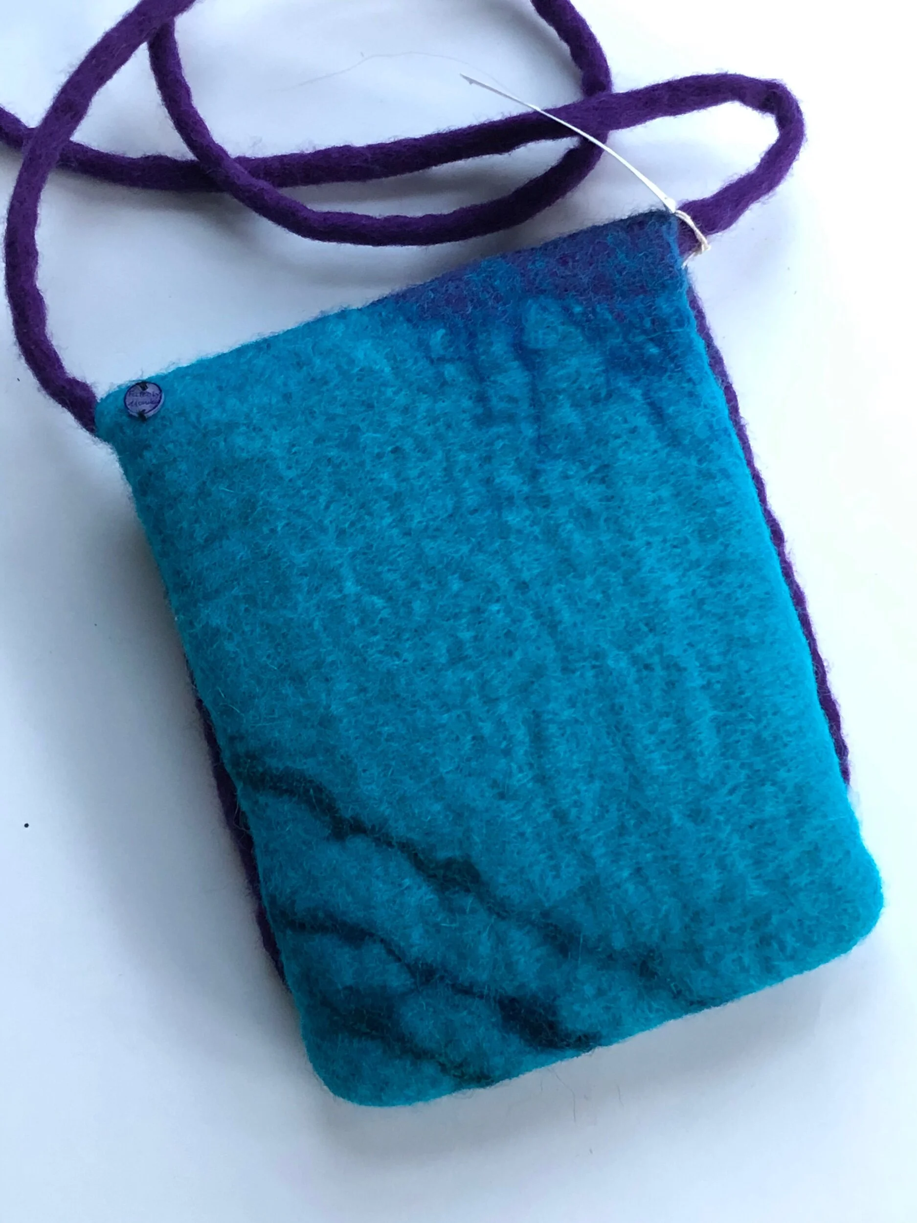 AA84DD34-AE42-447E-B50C-5266213A9CC0