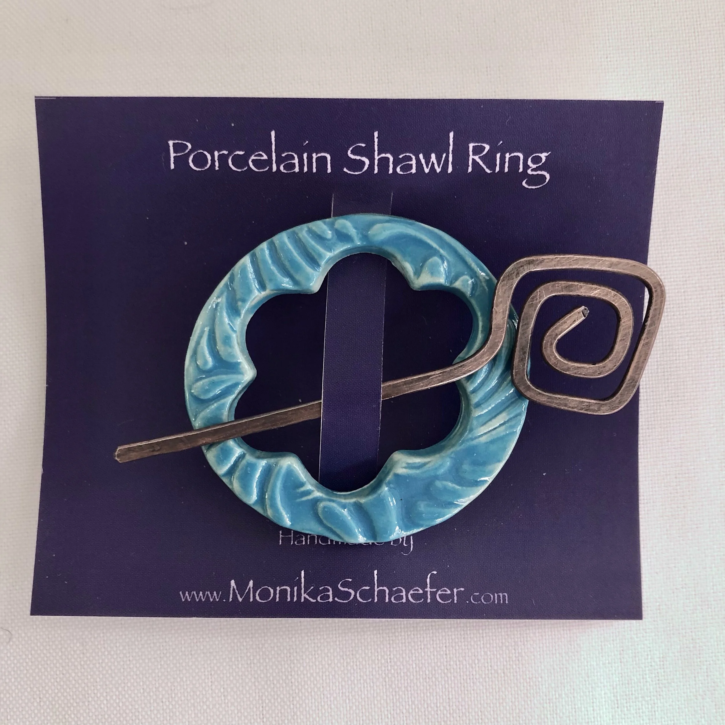 B403CA15-0FF0-41C5-A563-677B2AB0B26A