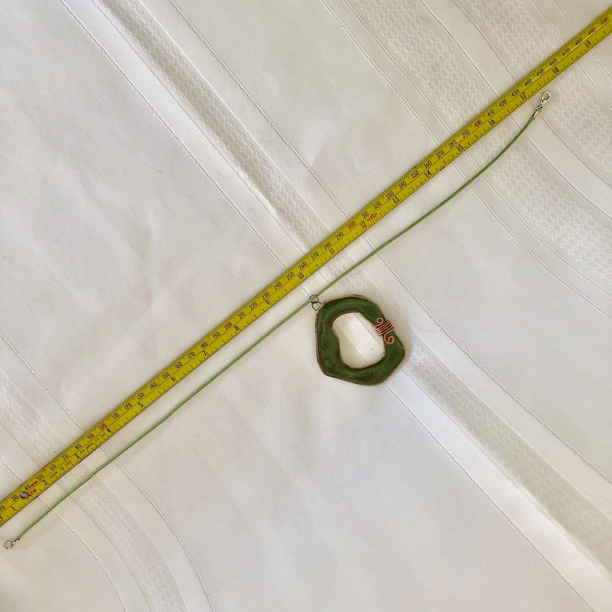 AFBF2F13-00FA-400E-8111-0DD3EC2D99F9