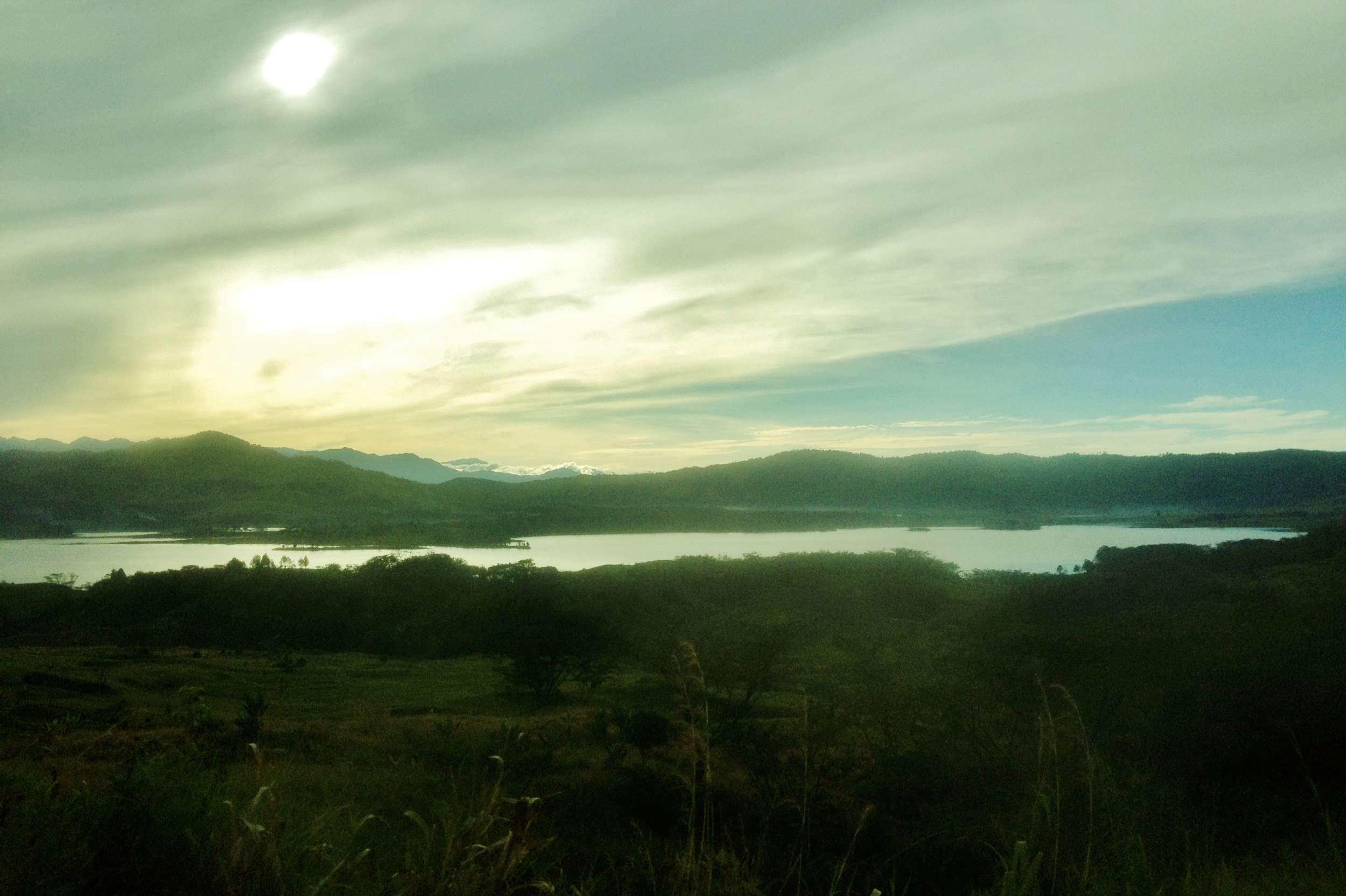 These are just a few pics from the car on the way to the Markham Valley.