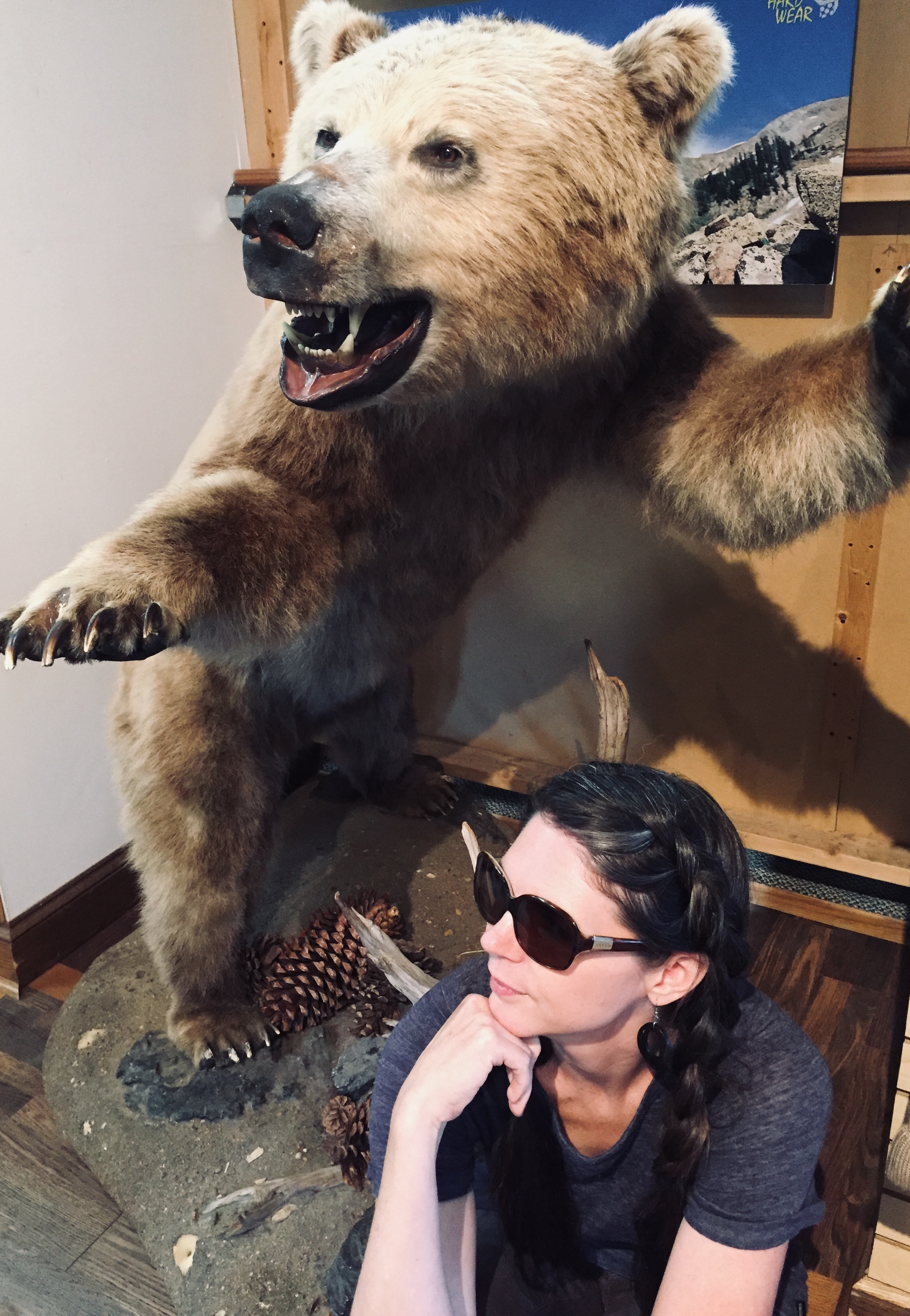 There are also no bears in PNG. Kristi was so excited to see a real bear.