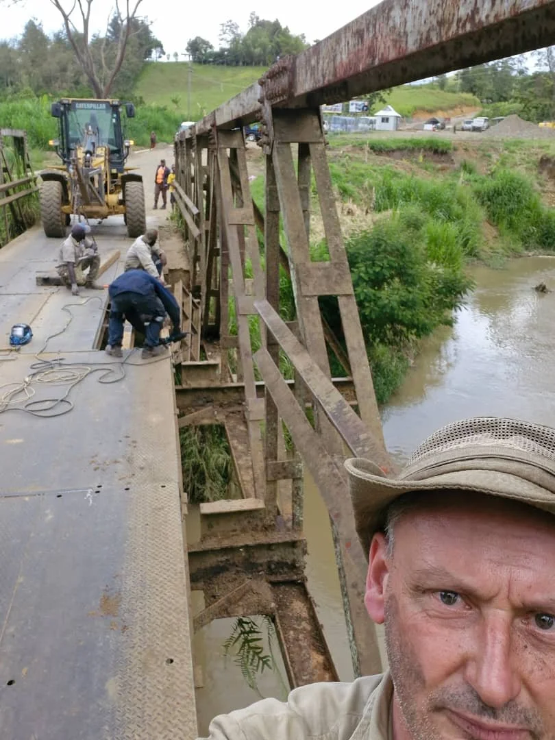  Dave (from the UK) leads the guys to make the repairs 
