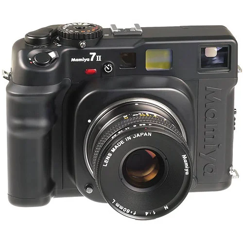 Mamiya_215_020_7_II_Camera_Body_169291.jpg