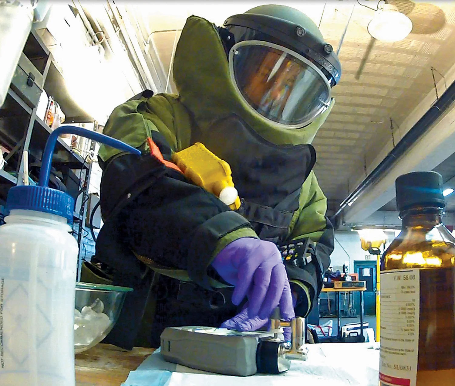 TruDefender-FTX_EOD-tech_Front-1500p.jpg