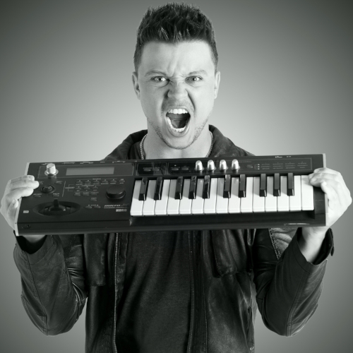 DOGCAST 001 Artist: OUT_CTRL Genre: Deep House, Tech House, Techno Country: Brazil